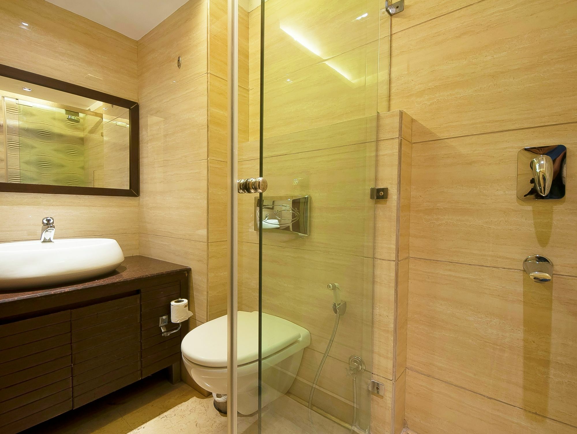 Metropolis Tourist Home New Delhi Exterior photo