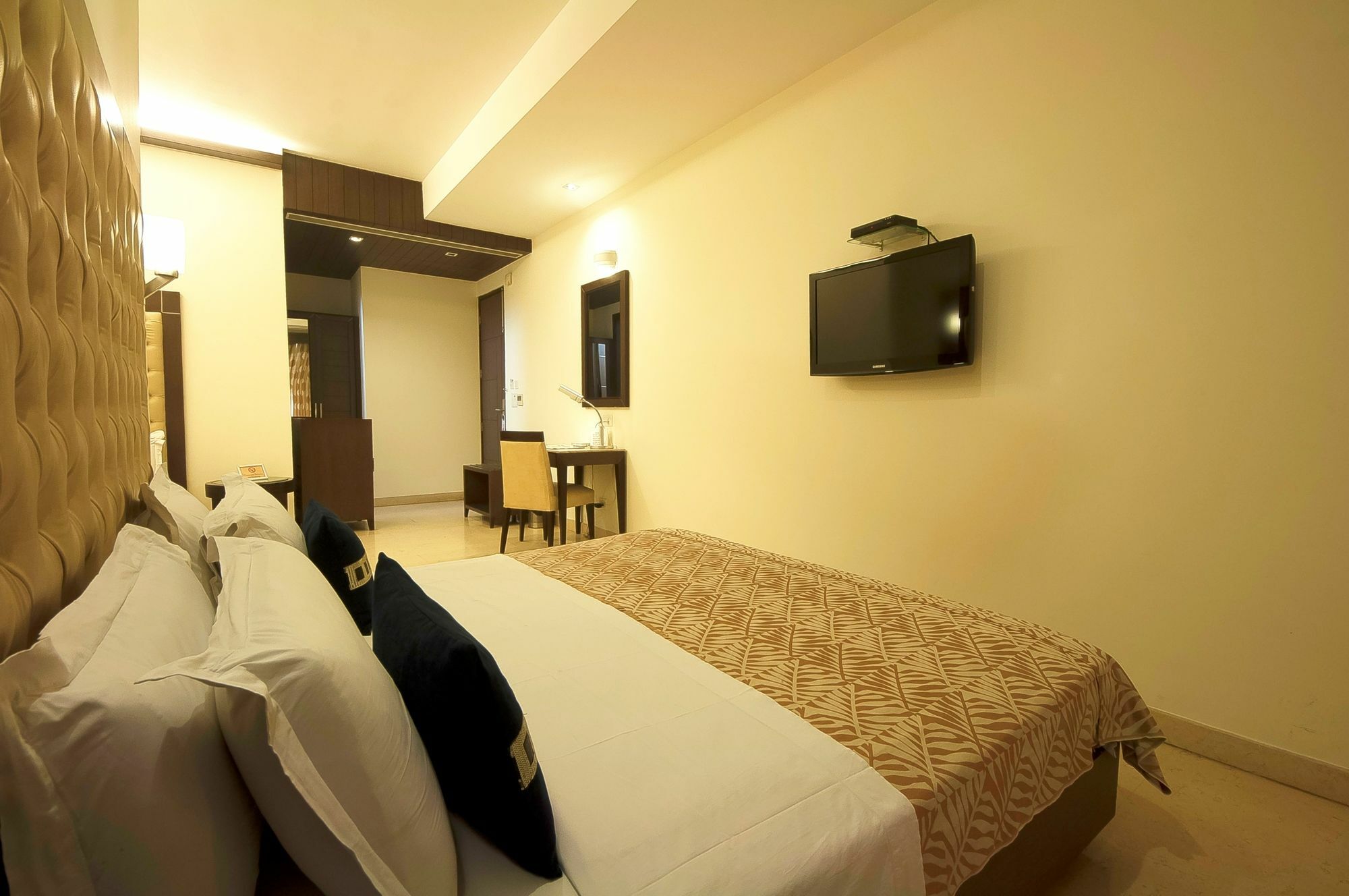 Metropolis Tourist Home New Delhi Exterior photo